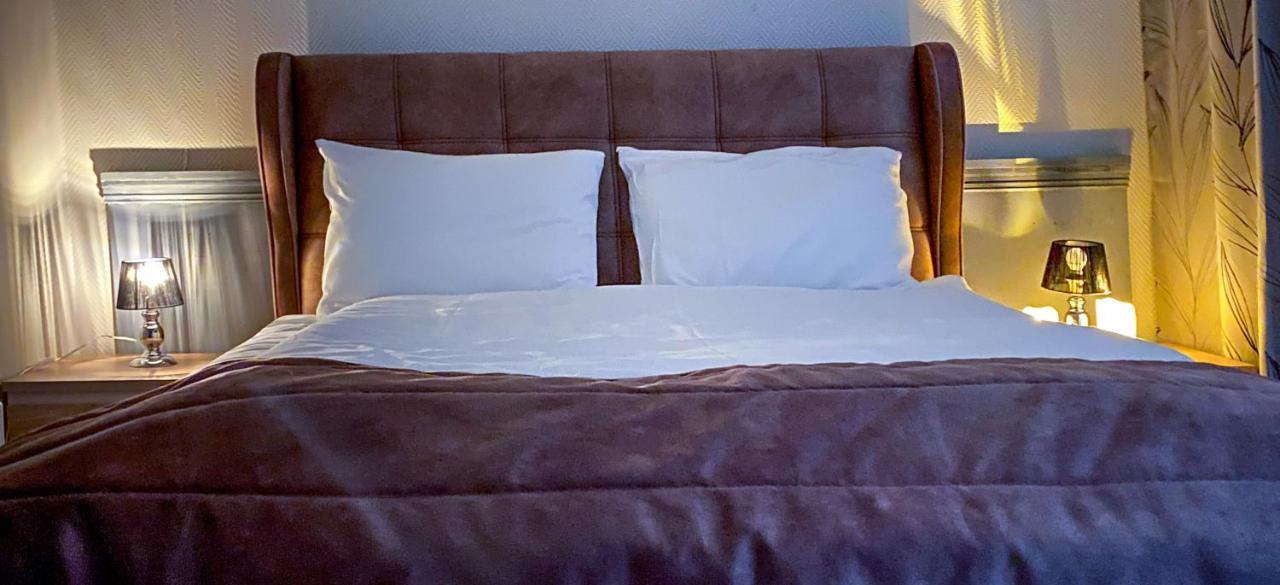 Hotellmilano As 모조엔 외부 사진